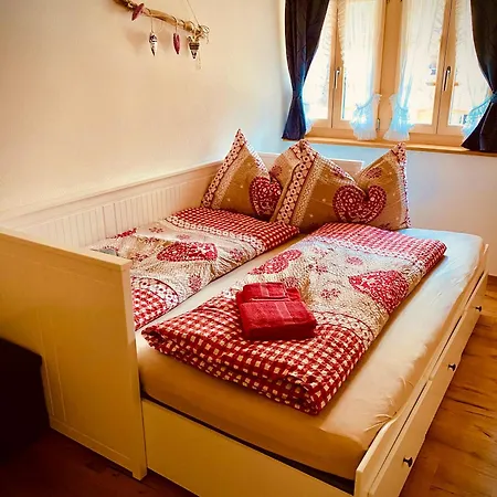 Gemuetliches Zuhause Mit Ausblick Διαμέρισμα Wilderswil